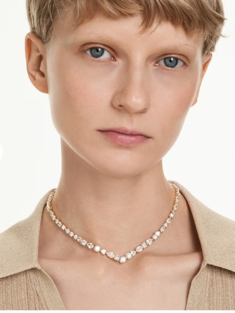 Gorgeous Swarovski Mesmera GOLD Necklace - Women's Jewelry